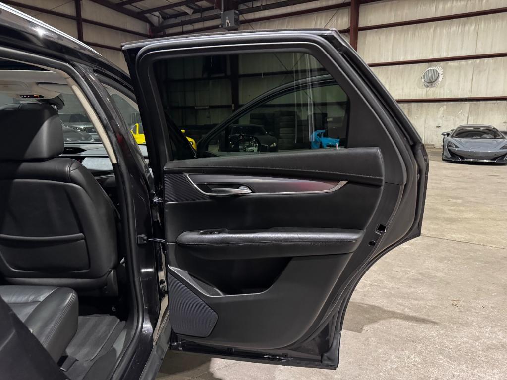 used 2017 Cadillac XT5 car, priced at $17,999