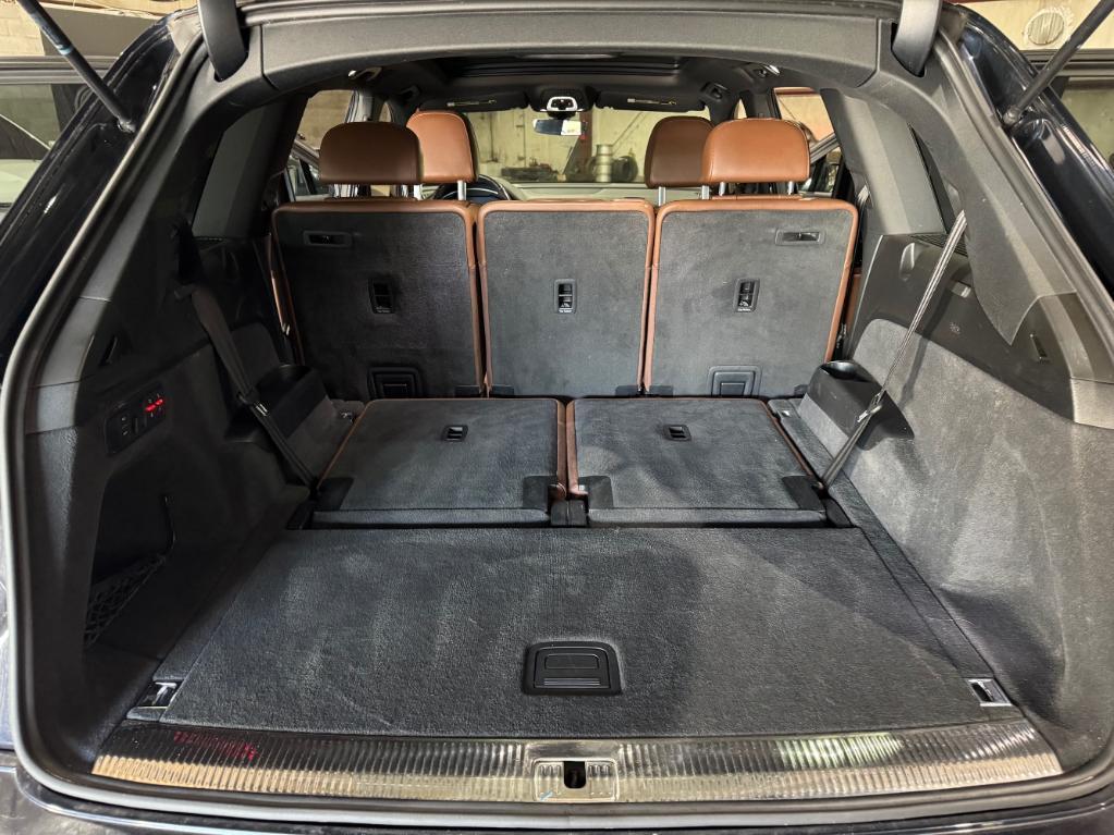 used 2017 Audi Q7 car, priced at $13,899