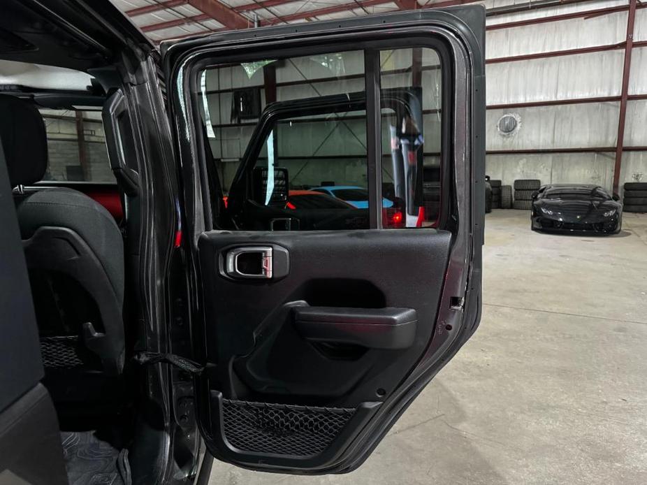 used 2018 Jeep Wrangler Unlimited car, priced at $29,999