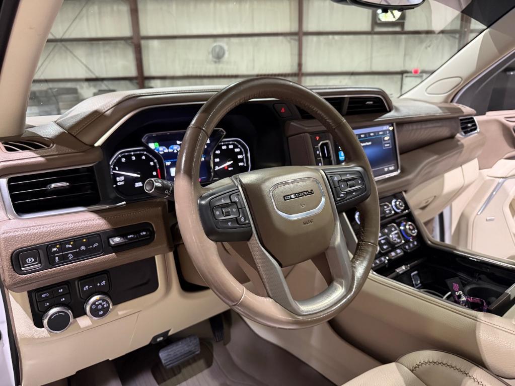used 2021 GMC Yukon XL car, priced at $49,699