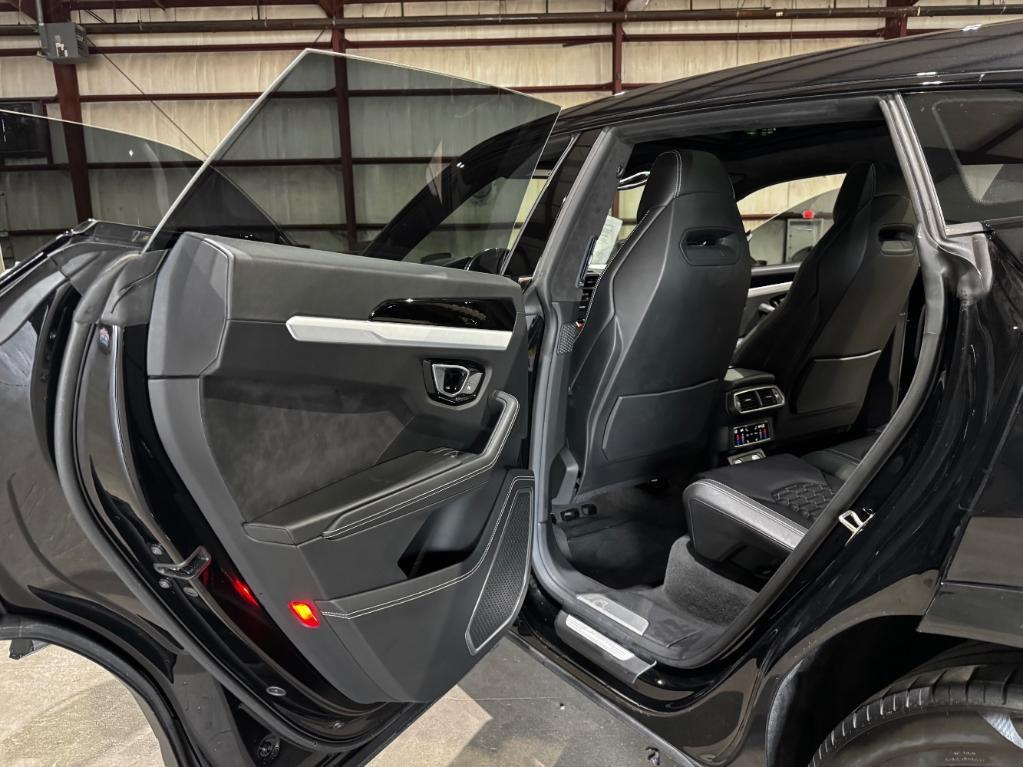 used 2020 Lamborghini Urus car, priced at $169,999