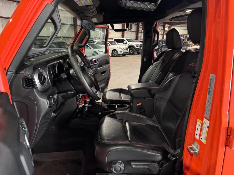 used 2018 Jeep Wrangler Unlimited car, priced at $32,999