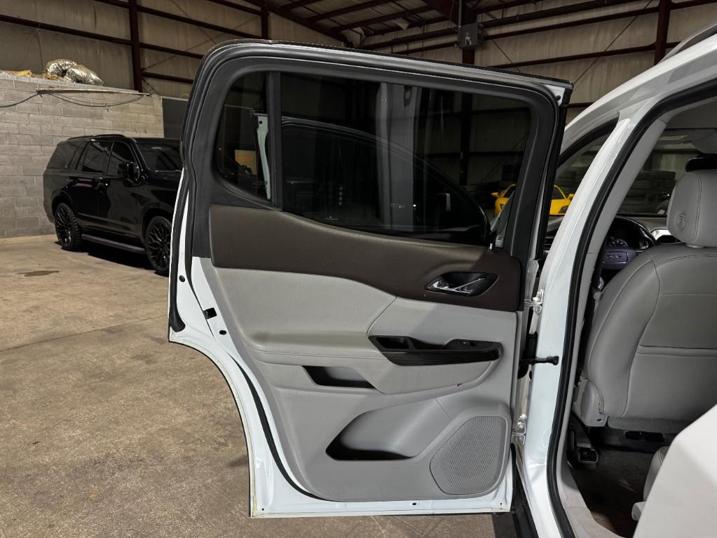 used 2019 GMC Acadia car, priced at $16,299