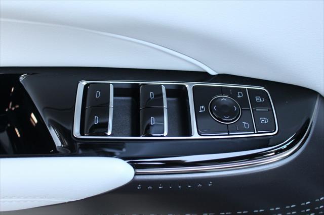 new 2025 Cadillac LYRIQ car, priced at $58,670