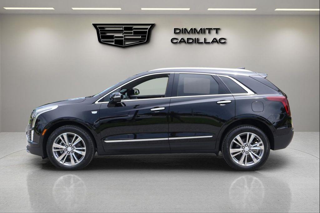 new 2025 Cadillac XT5 car, priced at $52,866