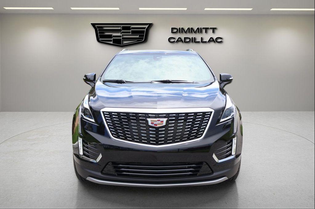 new 2025 Cadillac XT5 car, priced at $52,866