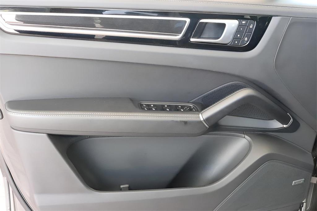 used 2022 Porsche Cayenne car, priced at $77,048