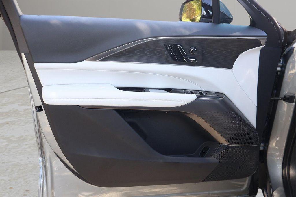 new 2025 Cadillac LYRIQ car, priced at $61,682