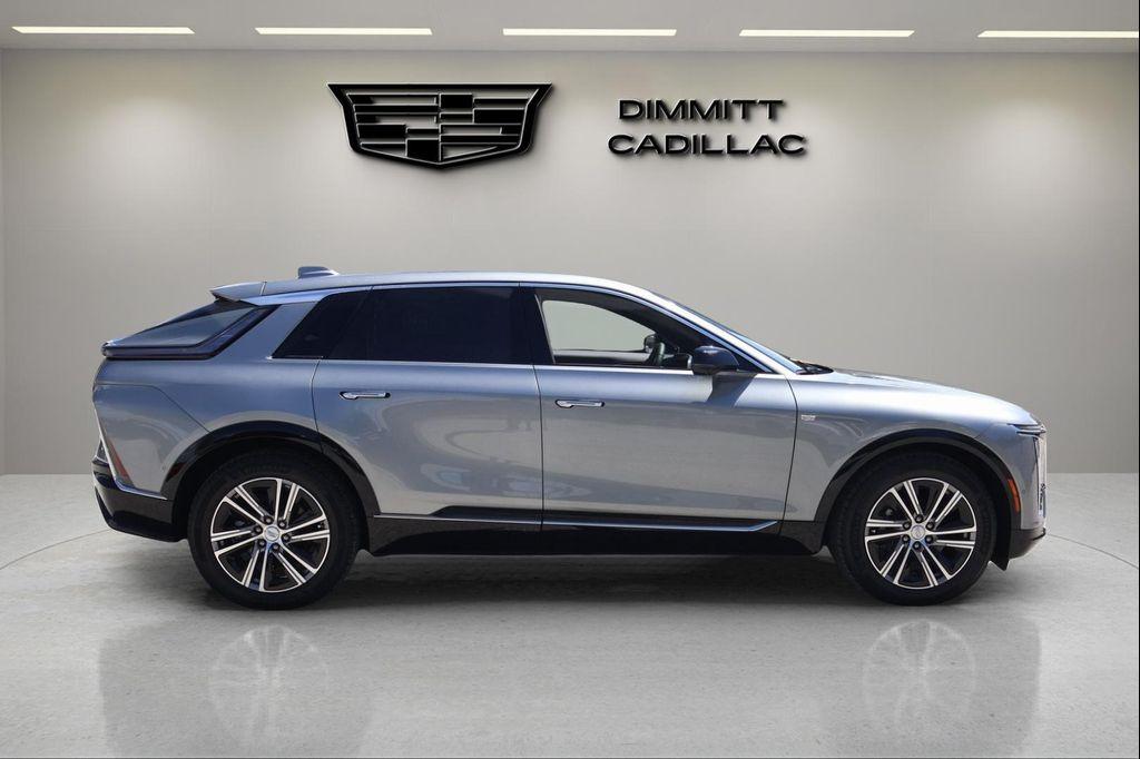new 2025 Cadillac LYRIQ car, priced at $61,682