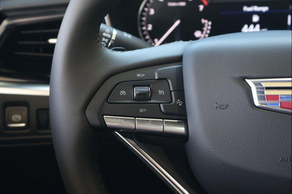 new 2025 Cadillac XT6 car, priced at $47,169