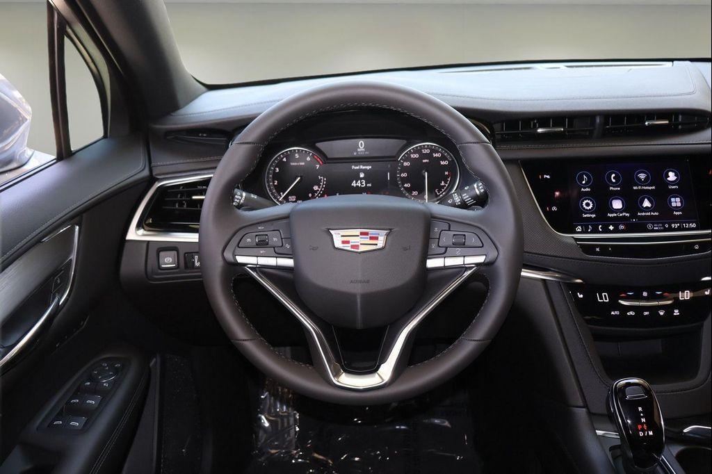 new 2025 Cadillac XT6 car, priced at $47,169