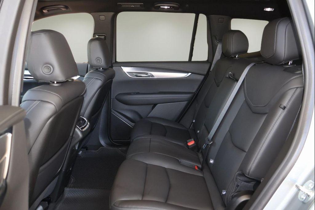 new 2025 Cadillac XT6 car, priced at $47,169