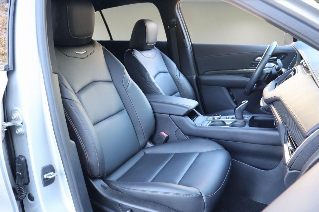 used 2020 Cadillac XT4 car, priced at $26,575