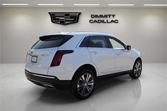 new 2025 Cadillac XT5 car, priced at $52,715