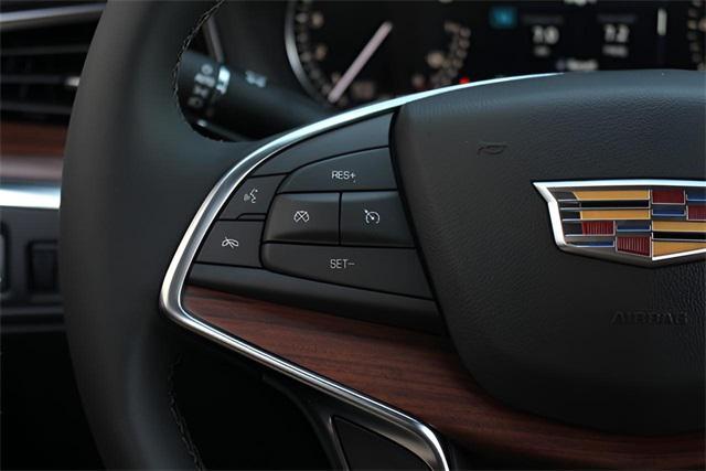 new 2025 Cadillac XT5 car, priced at $52,715