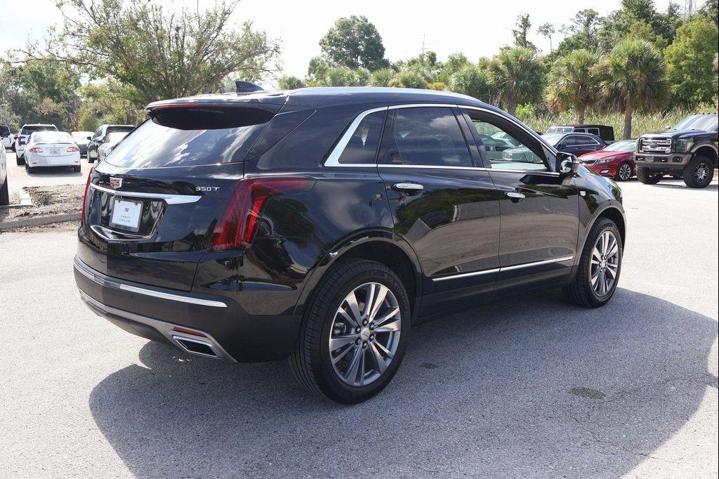 new 2025 Cadillac XT5 car, priced at $48,484