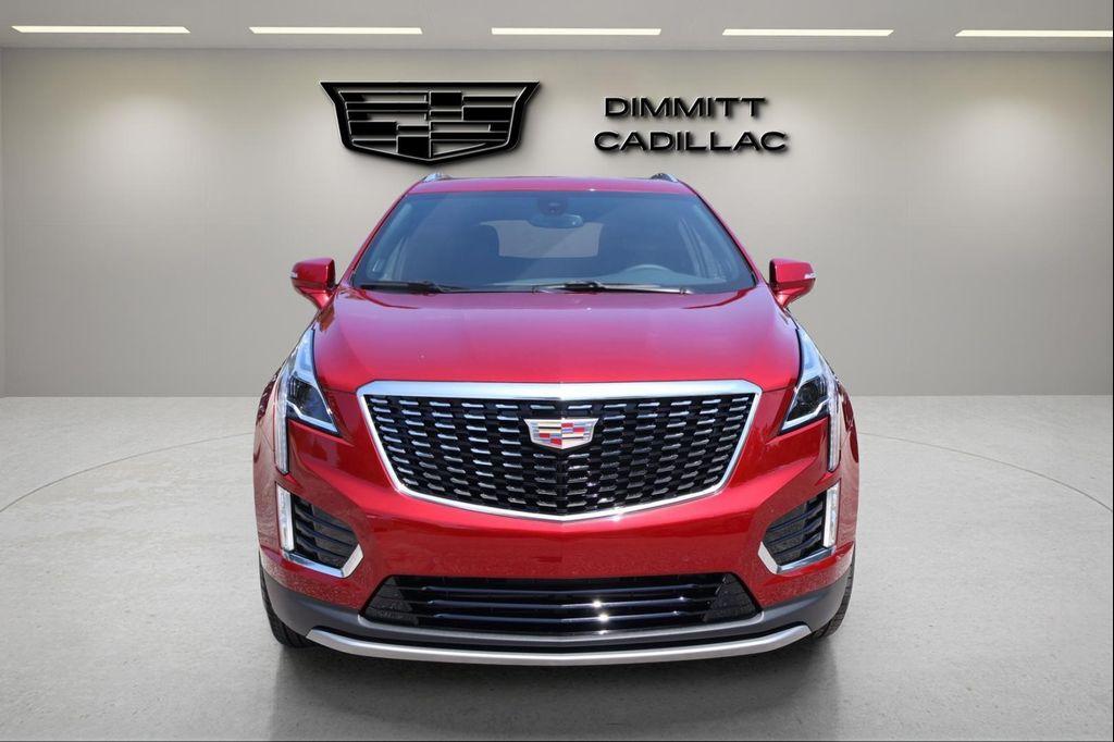 new 2025 Cadillac XT5 car, priced at $50,216