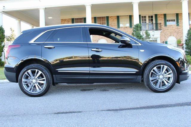 new 2025 Cadillac XT5 car, priced at $53,615