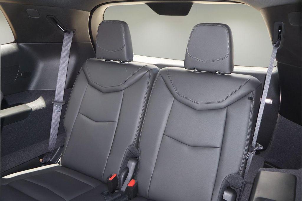 new 2025 Cadillac XT6 car, priced at $48,877