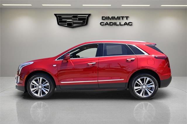 new 2025 Cadillac XT5 car, priced at $52,715