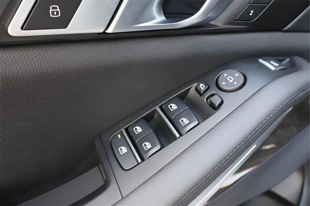 used 2022 BMW X5 car, priced at $39,899