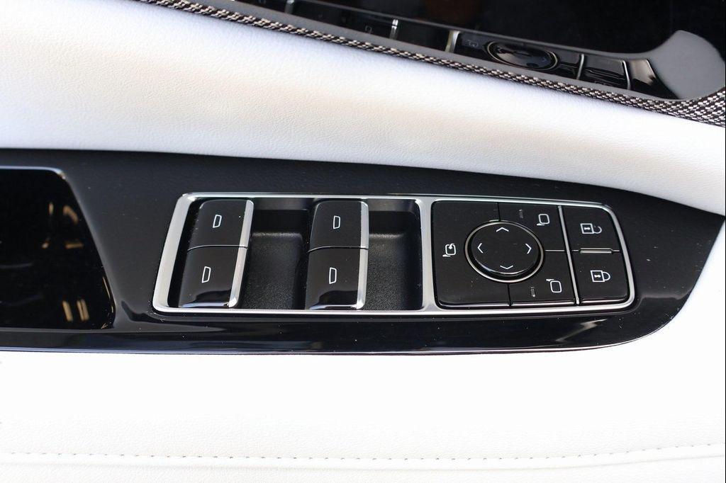new 2025 Cadillac OPTIQ car, priced at $51,127