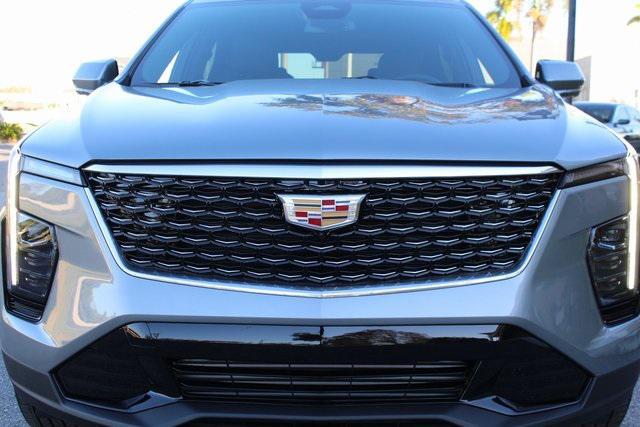 new 2025 Cadillac XT4 car, priced at $41,990