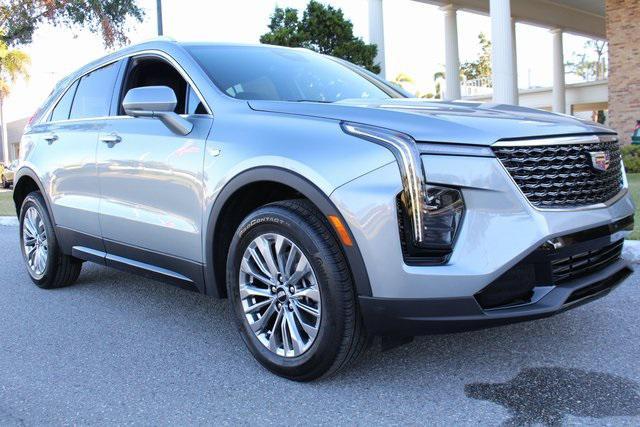 new 2025 Cadillac XT4 car, priced at $41,990