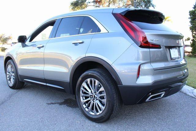 new 2025 Cadillac XT4 car, priced at $41,990