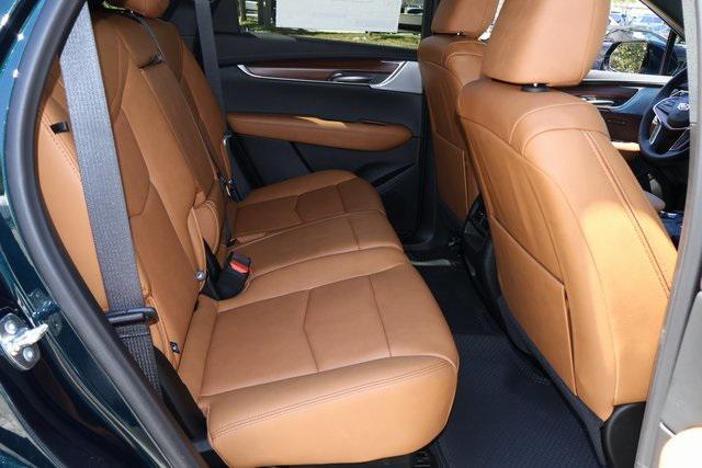 new 2025 Cadillac XT5 car, priced at $52,315