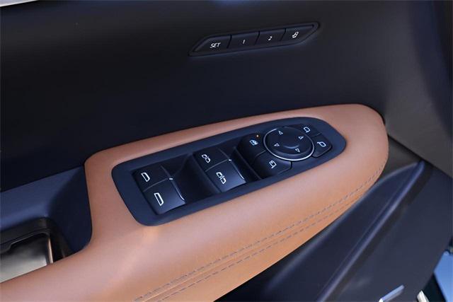 new 2025 Cadillac XT5 car, priced at $49,624