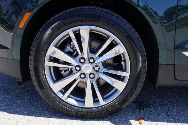 new 2025 Cadillac XT5 car, priced at $52,315