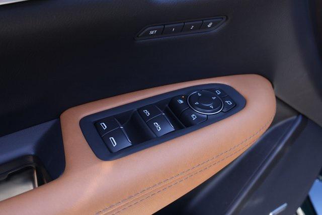 new 2025 Cadillac XT5 car, priced at $52,315