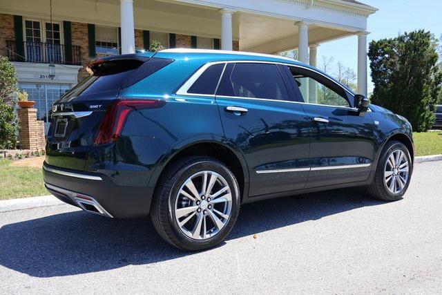 new 2025 Cadillac XT5 car, priced at $52,315