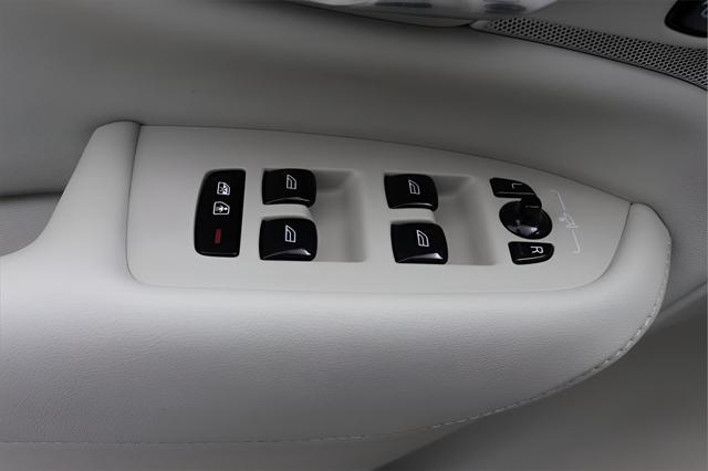 used 2022 Volvo XC90 car, priced at $33,777