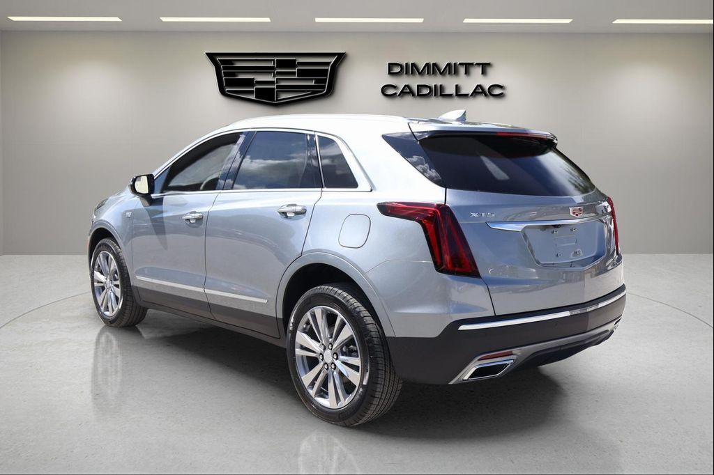 new 2025 Cadillac XT5 car, priced at $50,069