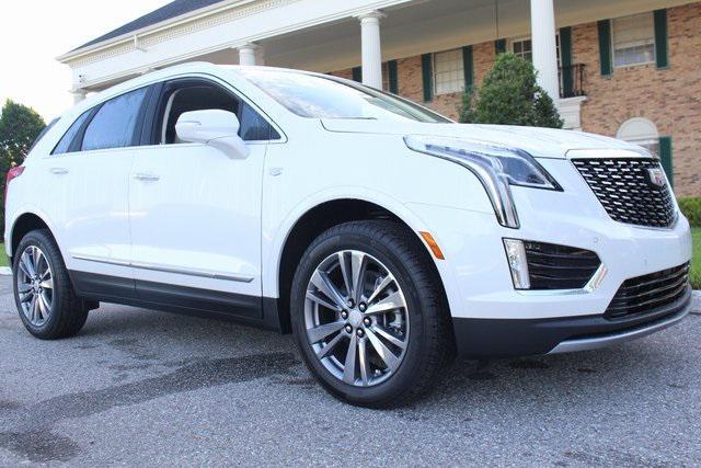 new 2025 Cadillac XT5 car, priced at $53,215