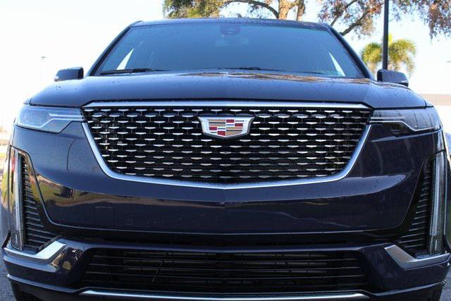 new 2025 Cadillac XT6 car, priced at $51,215