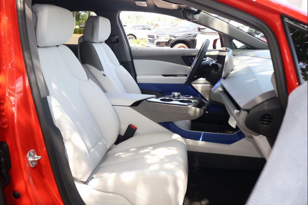 new 2025 Cadillac OPTIQ car, priced at $53,947