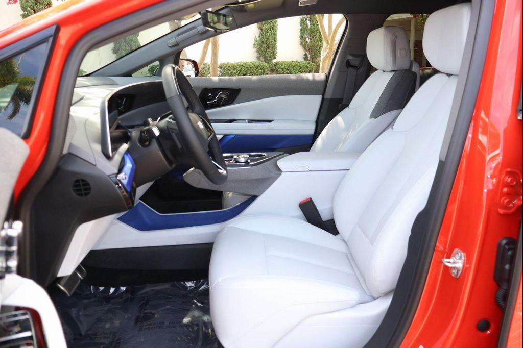 new 2025 Cadillac OPTIQ car, priced at $53,947