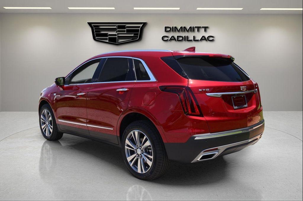 new 2025 Cadillac XT5 car, priced at $52,350