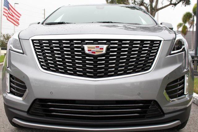 new 2025 Cadillac XT5 car, priced at $51,990