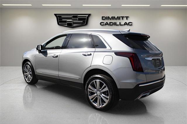 new 2025 Cadillac XT5 car, priced at $50,490