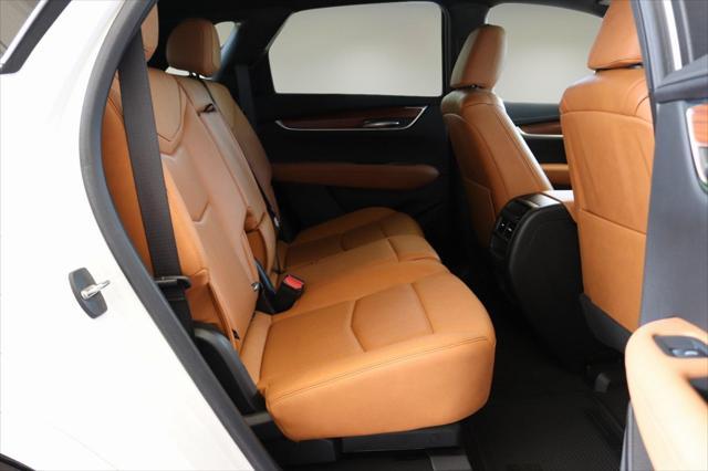 used 2021 Cadillac XT5 car, priced at $30,997