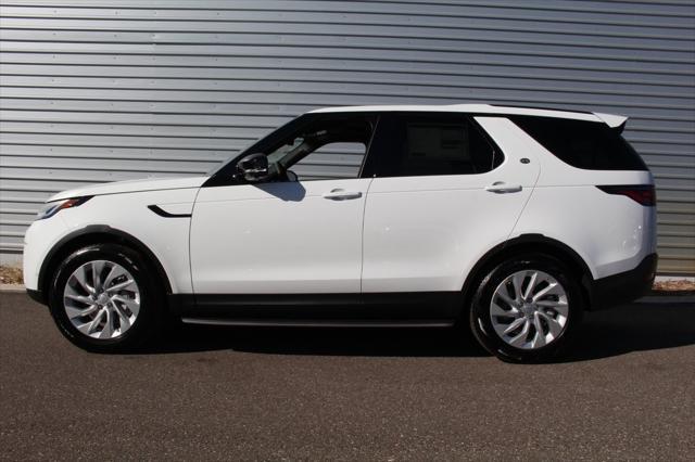 new 2025 Land Rover Discovery car, priced at $64,918