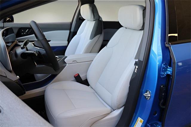 new 2025 Cadillac OPTIQ car, priced at $55,015