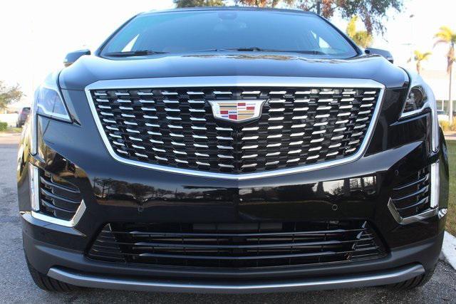 new 2025 Cadillac XT5 car, priced at $53,815