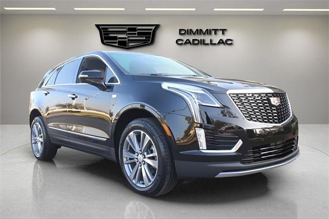 new 2025 Cadillac XT5 car, priced at $50,162