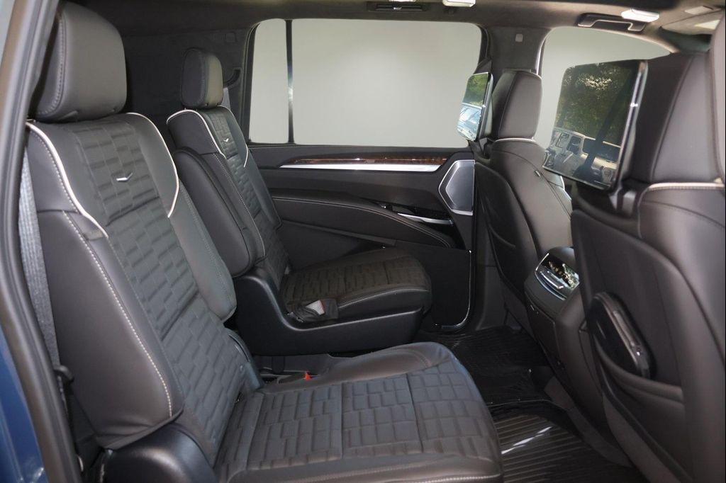 new 2025 Cadillac Escalade ESV car, priced at $130,495