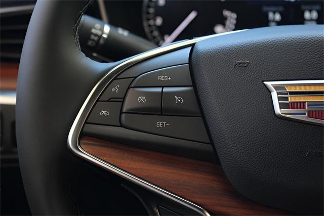 new 2025 Cadillac XT5 car, priced at $49,450